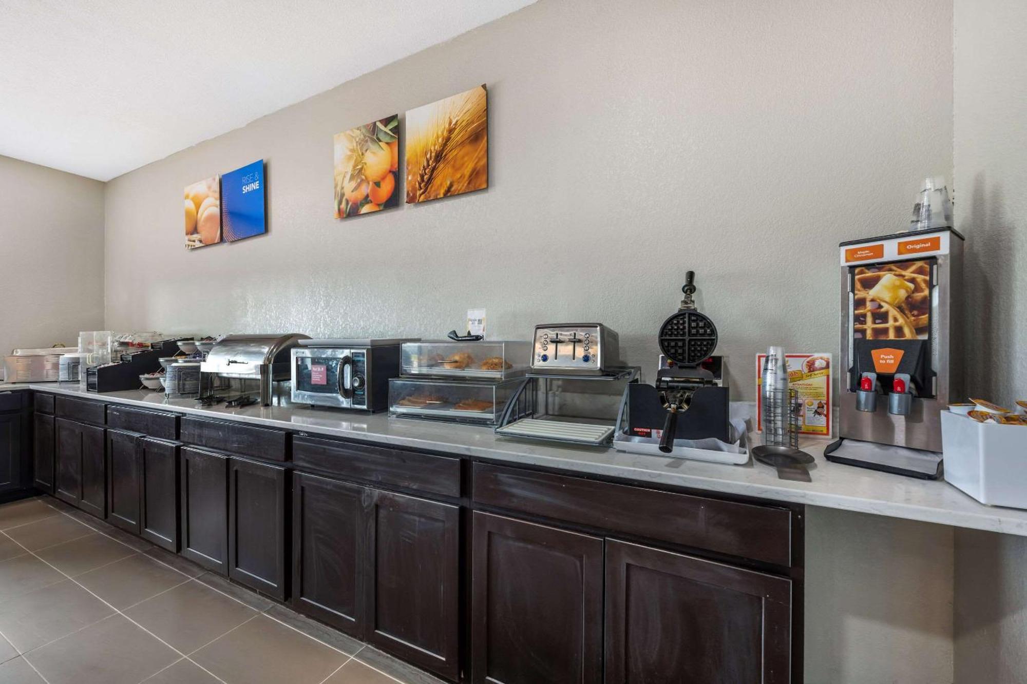 Comfort Suites Omaha East-Council Bluffs Dış mekan fotoğraf
