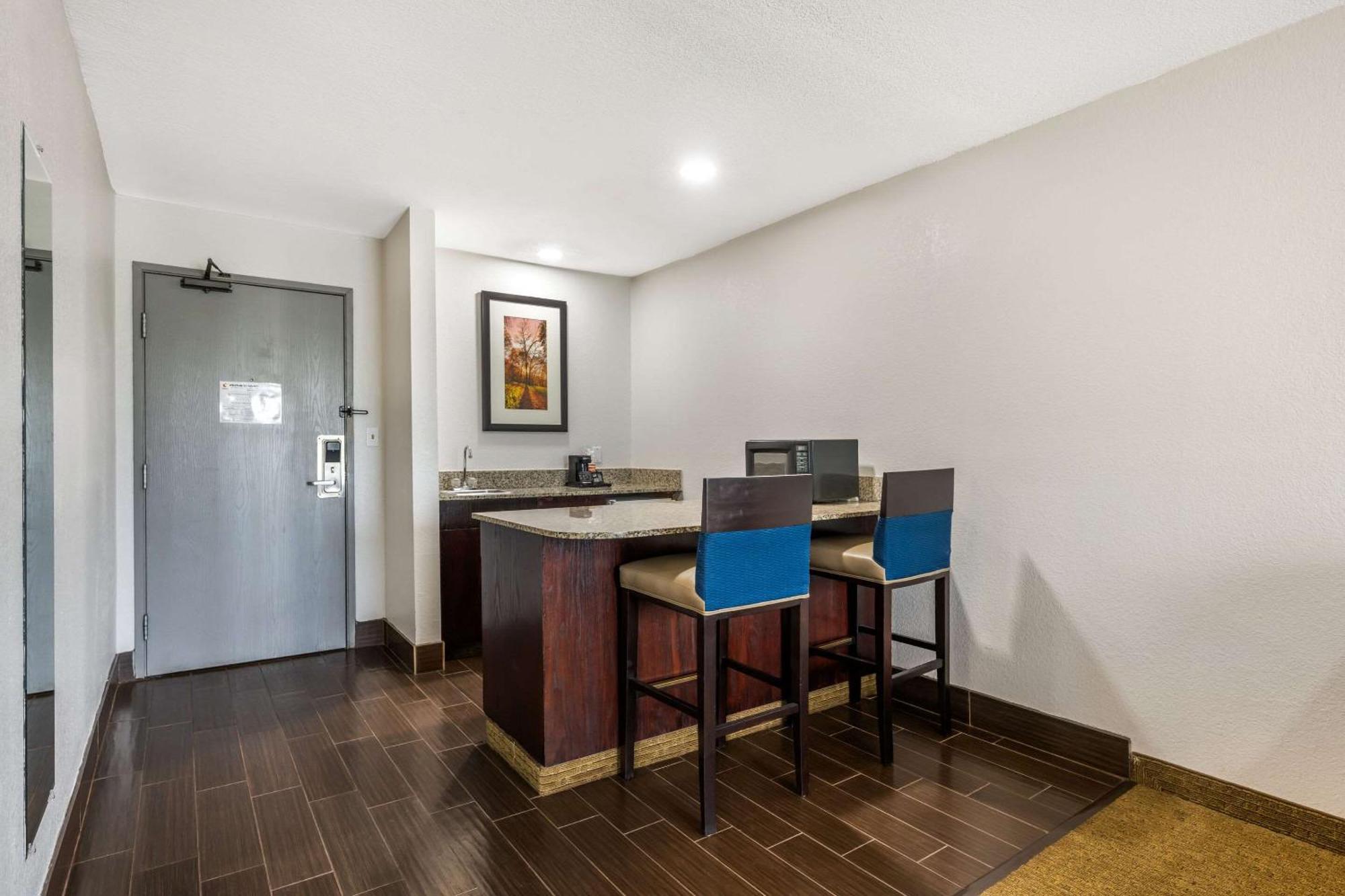 Comfort Suites Omaha East-Council Bluffs Dış mekan fotoğraf
